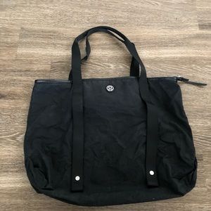 Lululemon bag